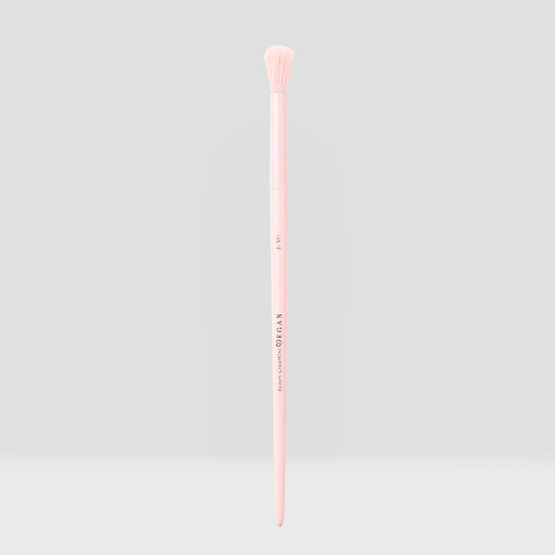 Load image into Gallery viewer, Brushes-Beauty Creations Vegan Brush Eye Contouring Brush BCVB-15 ($1,50 each, 12 pcs pack)
