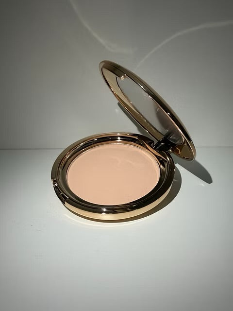 Load image into Gallery viewer, Face-AMEE Beauty Airbrush Finishing Powder Display CP01 ($2.62 each, 24pc display)

