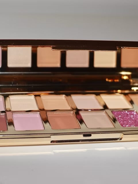 Load image into Gallery viewer, Eyes-AMEE Beauty Soft Glam Eyeshadow Palette ES12 ($4 each, 6pc bundle)
