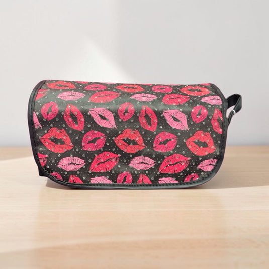 Novelties-Travel Toiletry Makeup Bag -KISSES ($4.25 each, 4pc bundle)