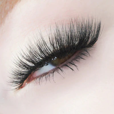 Load image into Gallery viewer, Eyes- Kara Beauty HELLALASHES 8D Vegan Mink- DTLA L008 (12pc box, $2.50 each)
