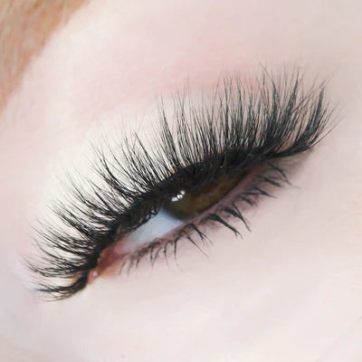 Load image into Gallery viewer, Eyes- Kara Beauty HELLALASHES 8D Vegan Mink- Venice L011 (12pc box, $2.50 each)
