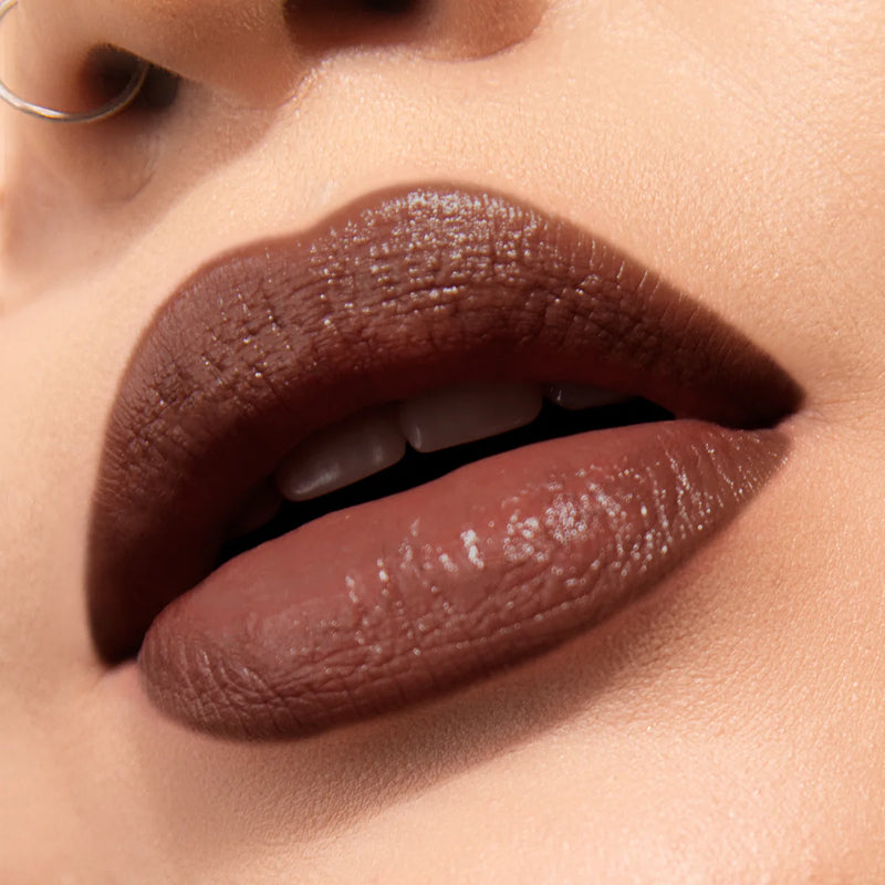 Load image into Gallery viewer, Lips- MOIRA Goddess Lipstick- GDL010 Loyal (3pc Bundle, $3 each)
