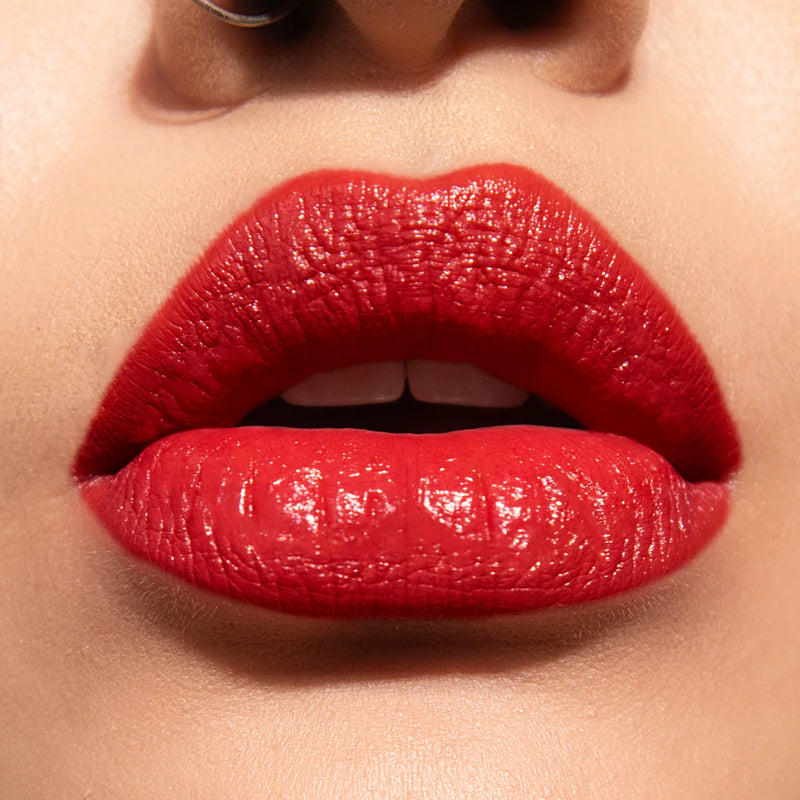 Load image into Gallery viewer, Lips- MOIRA Goddess Lipstick- GDL015 Superstar (3pc Bundle, $3 each)
